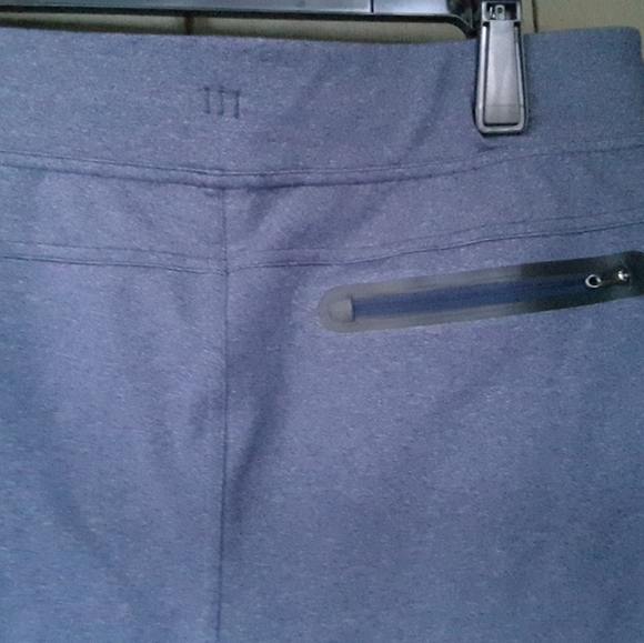 Lululemon Shorts - Picture 3 of 4